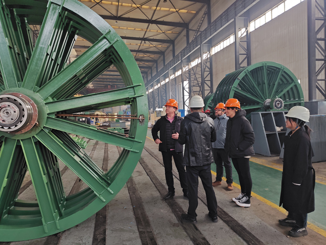 spanish customers visit cic for spare parts cooperation 3 spanish customers visit cic for spare parts cooperation 3