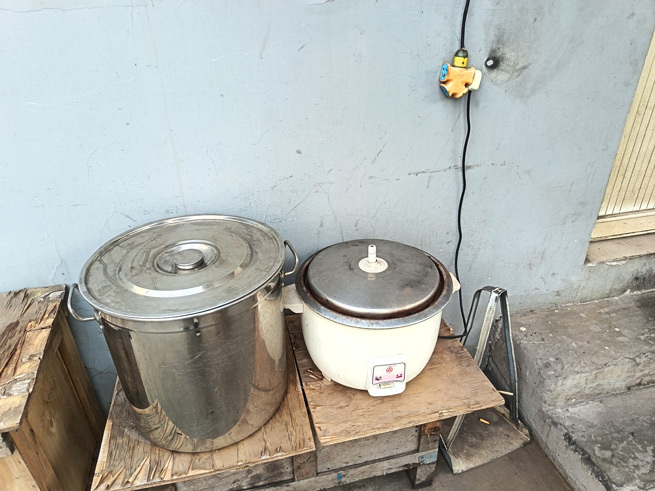 fight against the high temperature battle the scorching summer and sweat profusely on the frontline 1